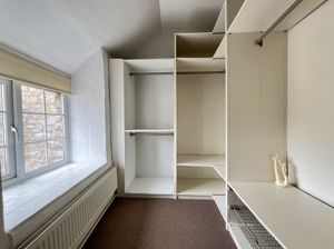 Photo 17- click for photo gallery